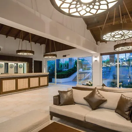 Отель Iko Melisa Garden 4*